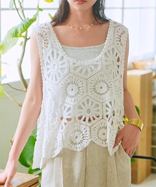 Rejoule(リジュール)の「クロシェ編みビスチェトップス(Tシャツ/カットソー・レディース・アイボリー/ホワイト・FREE)」の13枚目の写真