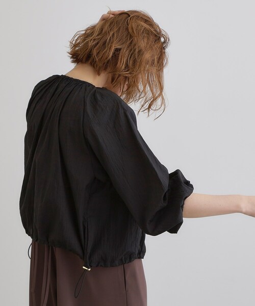 grove（グローブ）の「◆【洗える】シアーナイロンギャザーブルゾン（ブルゾン・レディース・ナチュラル/ブラック/ライトグリーン・01/02/03/04/05）」の5枚目の写真