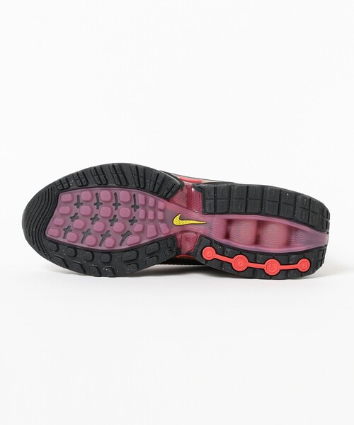 NIKE(ナイキ)の「NIKE / Air Max DN(スニーカー・メンズ・チャコールグレー・28.0cm/27.5cm/27.0cm/26.0cm/26.5cm)」の4枚目の写真
