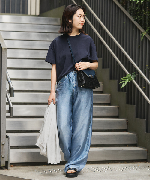 VERMEIL par iena(ヴェルメイユパーイエナ)の「clear cotton Tshirt(Tシャツ/カットソー・レディース・サックスブルー/ホワイト/ネイビー・FREE)」の10枚目の写真
