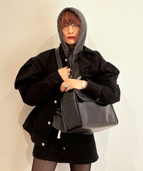 定価￥71500予約販売中HOLIDAY LEATHER FLAP BAG