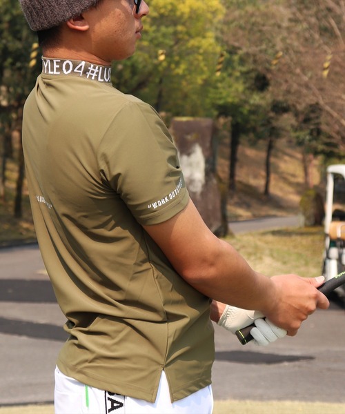 LUXE/R GOLF（ラグジュ ゴルフ）の「(RM)【LUXE/R GOLF】COOL & DRY ストレッチ スムース ロゴ ジャガード モックネック Tシャツ（Tシャツ/カットソー・メンズ・ブラック/カーキ/オフホワイト/チャコールグレー・M/L/XL）」の4枚目の写真