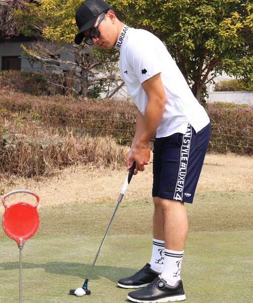 LUXE/R GOLF（ラグジュ ゴルフ）の「(RM)【LUXE/R GOLF】COOL & DRY ストレッチ スムース ロゴ ジャガード モックネック Tシャツ（Tシャツ/カットソー・メンズ・ブラック/カーキ/オフホワイト/チャコールグレー・M/L/XL）」の6枚目の写真