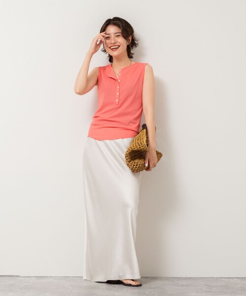 NOLLEY’S（ノーリーズ）の「《アンサンブル対応》シアーワッフルヘンリーノースリーブ2WAYプルオーバーカットソー（Tシャツ/カットソー・レディース・ブラック/ピンク/キナリ・FREE）」の19枚目の写真
