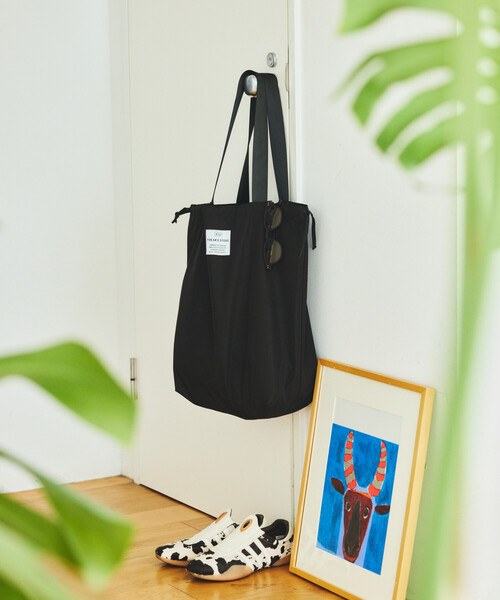 KiU(キウ)の「KiU×FREAK'S STORE/キウ×フリークスストア 別注 KIU ECO BAG エコバッグ(トートバッグ・レディース・ブラック/キャメル/レオパード/ベージュ・ONE SIZE)」の13枚目の写真
