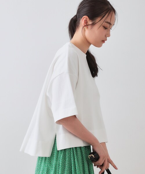 OPAQUE.CLIP(オペークドットクリップ)の「《5色展開》ワイドシルエットTシャツ【洗濯機洗い可】(Tシャツ/カットソー・レディース・ホワイト/ブラック/オレンジ/ライトブルー/チャコールグレー・00)」の6枚目の写真