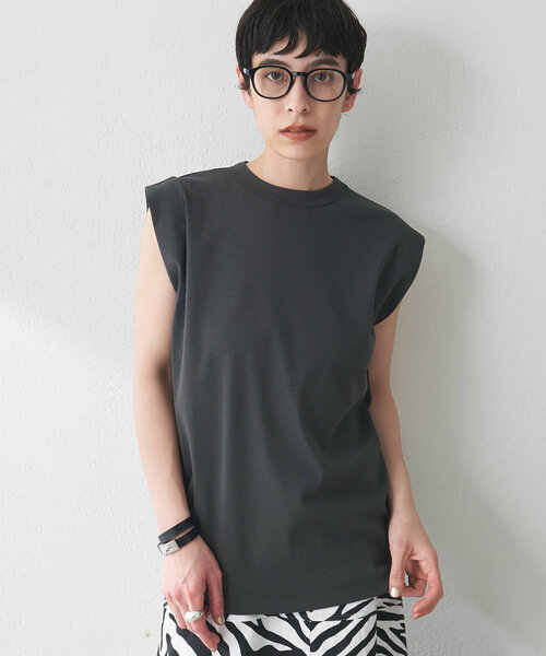 【ウィムガゼット】ショルダータックノースリーブプルオーバー ショルダータックノースリーブプルオーバー（Tシャツ/カットソー