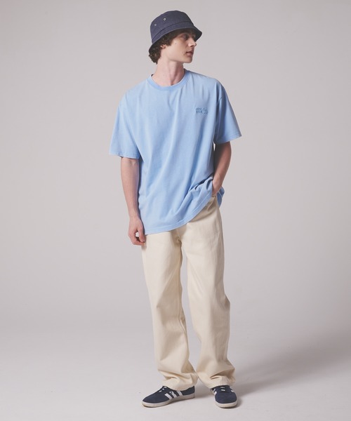 FIRST DOWN（ファーストダウン）の「ピグメント ロゴ ショートスリーブ Tシャツ #1（Tシャツ/カットソー・メンズ・オフホワイト/サックスブルー/チャコール・XL/M/L）」の12枚目の写真