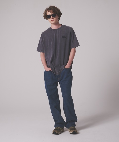 FIRST DOWN（ファーストダウン）の「ピグメント ロゴ ショートスリーブ Tシャツ #1（Tシャツ/カットソー・メンズ・オフホワイト/サックスブルー/チャコール・XL/M/L）」の9枚目の写真