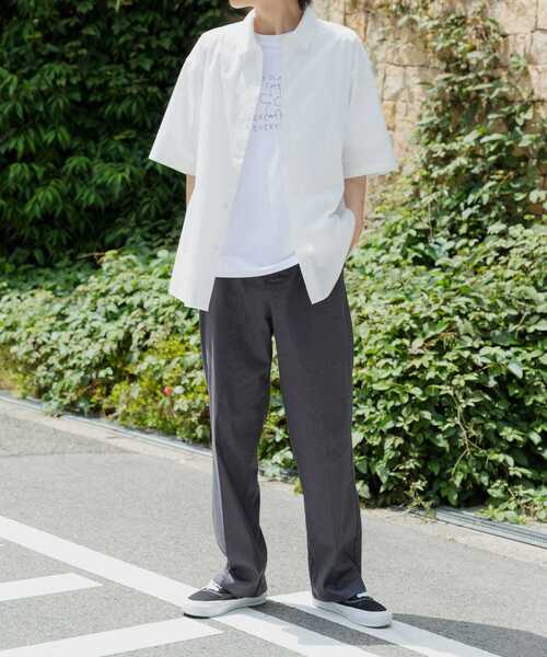 ITEMS URBANRESEARCH（アイテムズ アーバンリサーチ）の「『セットアップ対応』Linen Blend Trousers（その他パンツ・メンズ・チャコールグレー/アイボリー/ブラウン・MEDIUM/LARGE）」の4枚目の写真