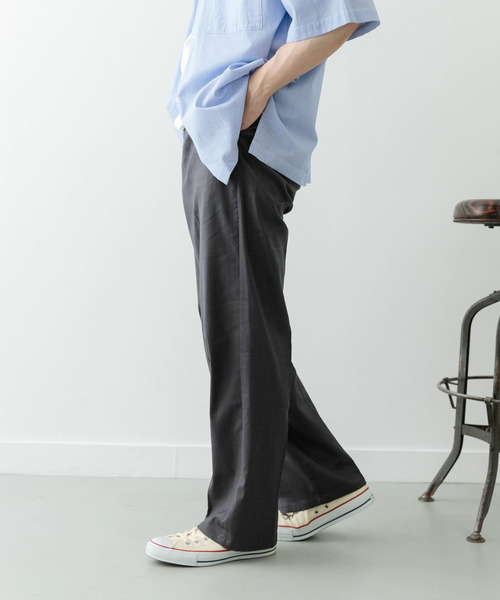 ITEMS URBANRESEARCH（アイテムズ アーバンリサーチ）の「『セットアップ対応』Linen Blend Trousers（その他パンツ・メンズ・チャコールグレー/アイボリー/ブラウン・MEDIUM/LARGE）」の8枚目の写真