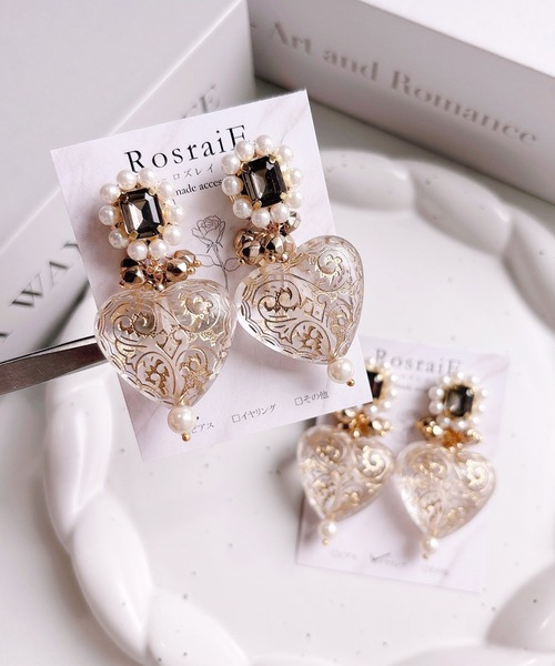tone（トーン）の「【RosraiE】パフュームボトルシルエット ビジューパール ピアス(MA)（ピアス（両耳用）・レディース・ゴールド・FREE）」の5枚目の写真