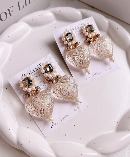 tone（トーン）の「【RosraiE】パフュームボトルシルエット ビジューパール ピアス(MA)（ピアス（両耳用）・レディース・ゴールド・FREE）」の3枚目の写真