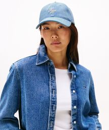 TOMMY HILFIGER | THエンブロイドデニムキャップ(キャップ)