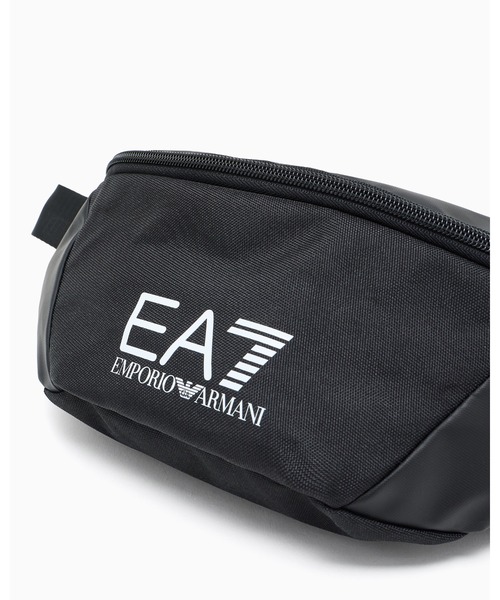 EMPORIO ARMANI EA7(エンポリオアルマーニイーエーセブン)の「【エンポリオ アルマーニ EA7】Train Core ベルトバッグ EA7ロゴ(ショルダーバッグ・メンズ・ブラック・FREE)」の5枚目の写真