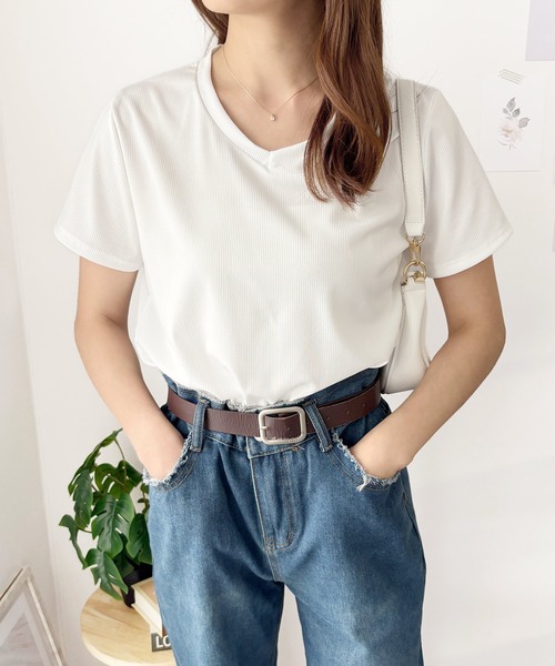 Amulet（アミュレット）の「大人の抜け感にちょうどいい　リブタッチVネックトップス（Tシャツ/カットソー・レディース・ホワイト/グレー/ブラック・S/M/L）」の7枚目の写真
