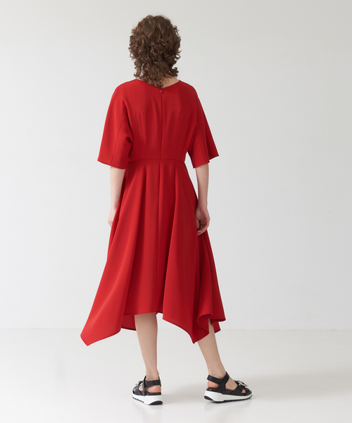 DESIGNWORKS（デザインワークス）の「トリアセ二重織ランダムヘムワンピース（ワンピース・レディース・ブラック/レッド・38）」の13枚目の写真