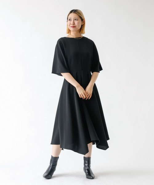 DESIGNWORKS（デザインワークス）の「トリアセ二重織ランダムヘムワンピース（ワンピース・レディース・ブラック/レッド・38）」の3枚目の写真