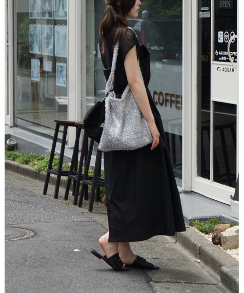 Alt due(オルトデュー)の「【Alt due/オルト デュー】ウエストドロストキャミワンピース/レディース・ファッション(ワンピース・レディース・ブラック/ホワイト・FREE)」の6枚目の写真