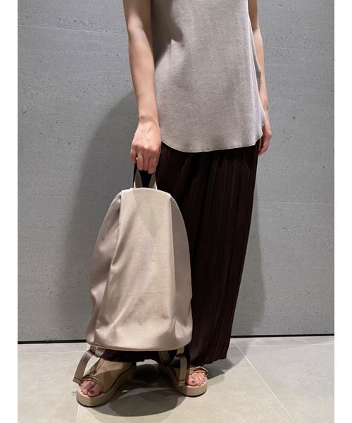 emmi(エミ)の「eco 撥水2wayボディバックパック(バックパック/リュック・レディース・ブラック/モカ・F)」の14枚目の写真