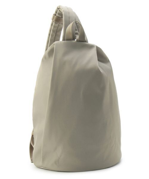 emmi（エミ）の「eco 撥水2wayボディバックパック（バックパック/リュック・レディース・ブラック/モカ・F）」の17枚目の写真