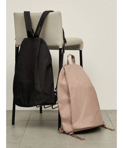 emmi（エミ）の「eco 撥水2wayボディバックパック（バックパック/リュック・レディース・ブラック/モカ・F）」の20枚目の写真