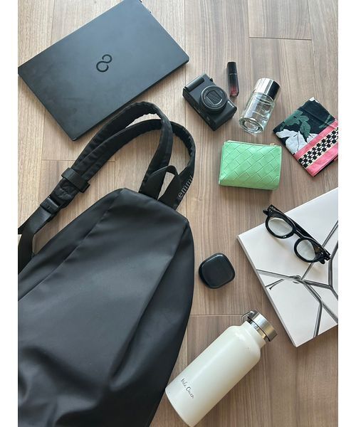 emmi（エミ）の「eco 撥水2wayボディバックパック（バックパック/リュック・レディース・ブラック/モカ・F）」の15枚目の写真