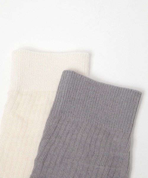 GLOBAL WORK（グローバルワーク）の「シアーロングソックス/498370（ソックス/靴下・レディース・オフホワイト/ブラック/ライトグレー・FREE）」の7枚目の写真