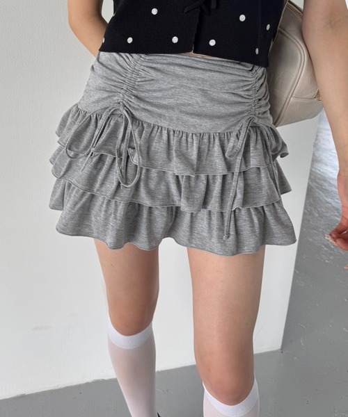 one after another NICE CLAUP(ワンアフターアナザーナイスクラップ)の「ドロストティアードミニスカート(スカート・レディース・杢グレー/チャコールグレー/アイボリー/ホワイト・FREE)」の19枚目の写真