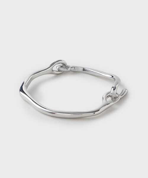 tk.TAKEO KIKUCHI(ティーケータケオキクチ)の「フックバングル(ブレスレット・メンズ・シルバー/シルバー系4・00)」の1枚目の写真