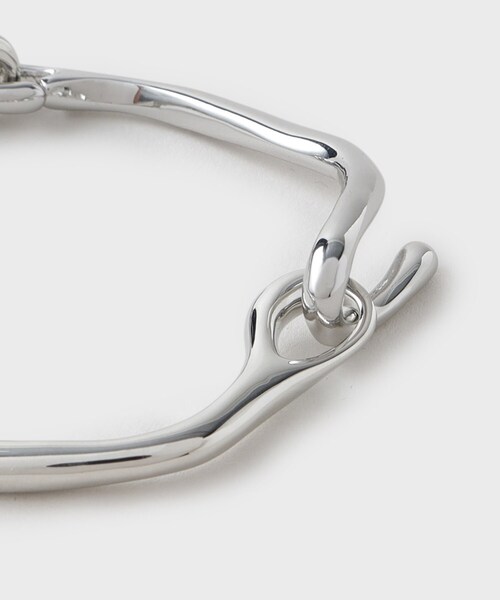 tk.TAKEO KIKUCHI(ティーケータケオキクチ)の「フックバングル(ブレスレット・メンズ・シルバー/シルバー系4・00)」の8枚目の写真