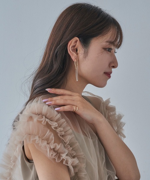 MAISON BREEZE(メゾンブリーズ)の「【MAISON BREEZE】ピアス Combination Metal ニッケルフリー メタル ハーフ ウェーブ ライン キヘイチェーン オーバル チタンポスト スタッドピアス OSWY(ピアス(両耳用)・レディース・ゴールド/シルバー・FREE)」の7枚目の写真