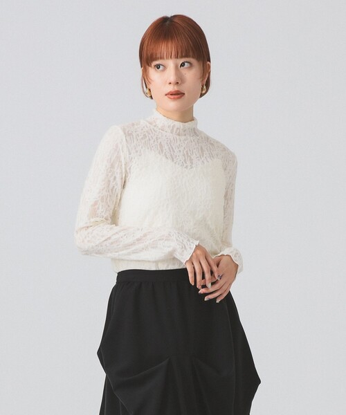 Ray BEAMS（レイビームス）の「レース ジャガード ハイネック トップス（Tシャツ/カットソー・レディース・オフホワイト/ブラック・ONE SIZE）」の6枚目の写真