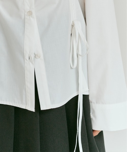 W:Huku（フーク）の「【W:Huku / ノンアイロンシリーズ】シャーリング リボン ブラウス / Wrinkle-Resistant Shirred Ribbon Blouse（シャツ/ブラウス・レディース・ブルー/オフホワイト/ブラック・FREE）」の11枚目の写真