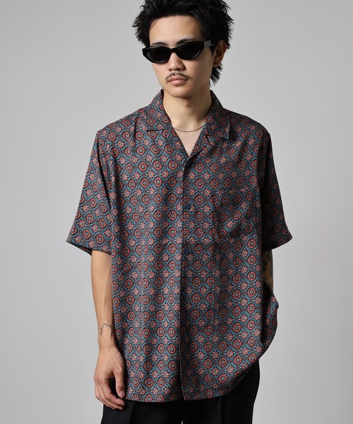 BANKS(バンクス)の「BANKS JOURNAL ALL OVER BATIC SS SHIRT オールオーバーバティック半袖シャツ(シャツ/ブラウス・メンズ・ネイビー/ブラック・L/XL/M)」の2枚目の写真