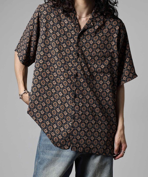 BANKS(バンクス)の「BANKS JOURNAL ALL OVER BATIC SS SHIRT オールオーバーバティック半袖シャツ(シャツ/ブラウス・メンズ・ネイビー/ブラック・L/XL/M)」の3枚目の写真