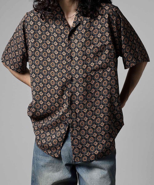 BANKS(バンクス)の「BANKS JOURNAL ALL OVER BATIC SS SHIRT オールオーバーバティック半袖シャツ(シャツ/ブラウス・メンズ・ネイビー/ブラック・L/XL/M)」の4枚目の写真