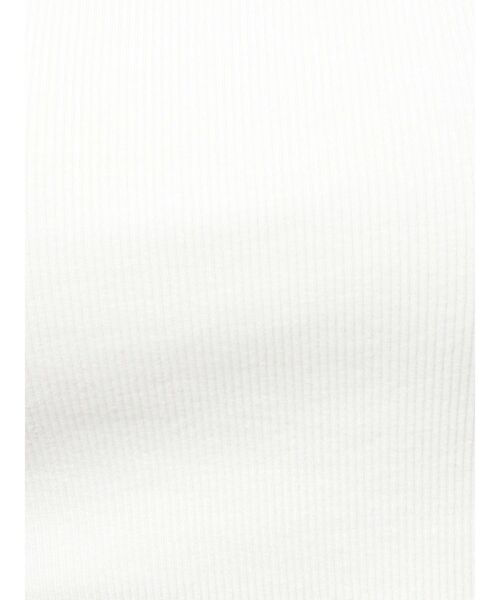 RESEXXY(リゼクシー)の「UネックTシャツ(Tシャツ/カットソー・レディース・ホワイト/ブラック/レッド・FREE)」の9枚目の写真