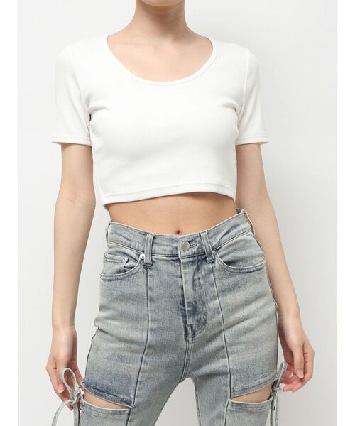 RESEXXY(リゼクシー)の「UネックTシャツ(Tシャツ/カットソー・レディース・ホワイト/ブラック/レッド・FREE)」の12枚目の写真