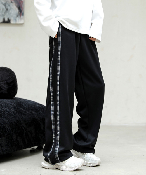 neos(ネオス)の「【neos】ルーズシルエット チェック柄 ライン ワイド スウェット パンツ(スウェットパンツ・メンズ・ブラック/ホワイト/ネイビー・MEDIUM/LARGE/X-LARGE)」の4枚目の写真