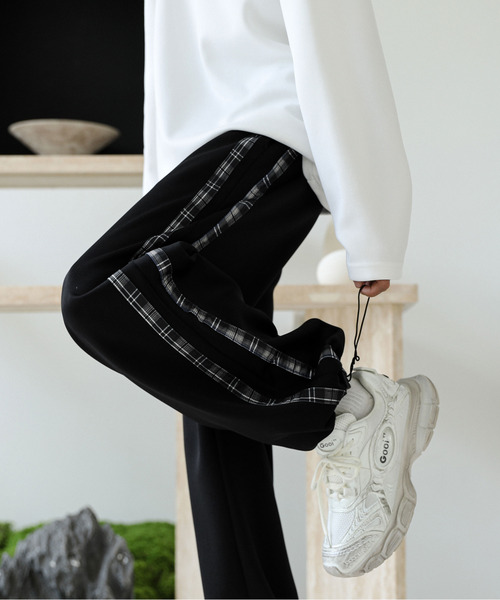 neos(ネオス)の「【neos】ルーズシルエット チェック柄 ライン ワイド スウェット パンツ(スウェットパンツ・メンズ・ブラック/ホワイト/ネイビー・MEDIUM/LARGE/X-LARGE)」の7枚目の写真