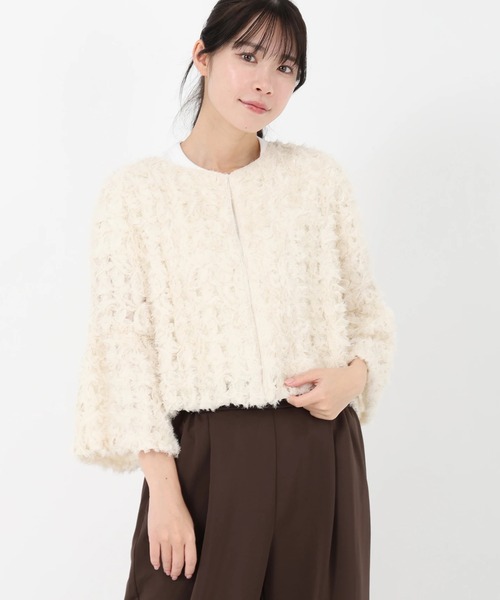 STRAWBERRY-FIELDS（ストロベリーフィールズ）の「クロスエンブロイダリー_レース風刺繍ショート羽織り（その他アウター・レディース・ブラック/キナリ・2）」の7枚目の写真