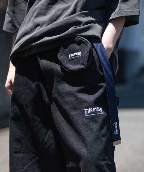 THRASHER（スラッシャー）の「【10】〔THRASHER/スラッシャー〕カラビナ付き サークル マルチミニポーチ（ポーチ・メンズ・ブラック系2/ブラック系1/レオパード・FREE）」の4枚目の写真