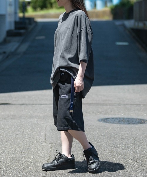 THRASHER（スラッシャー）の「【10】〔THRASHER/スラッシャー〕カラビナ付き サークル マルチミニポーチ（ポーチ・メンズ・ブラック系2/ブラック系1/レオパード・FREE）」の8枚目の写真