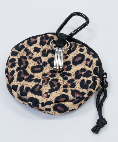 THRASHER（スラッシャー）の「【10】〔THRASHER/スラッシャー〕カラビナ付き サークル マルチミニポーチ（ポーチ・メンズ・ブラック系2/ブラック系1/レオパード・FREE）」の19枚目の写真