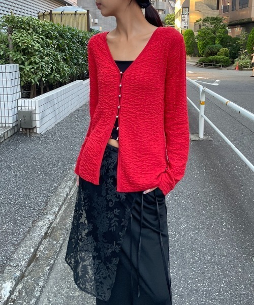 AIC.（エーアイシー）の「ギャザーニットカーディガン（カーディガン/ボレロ・レディース・オフホワイト/ブラック/レッド・FREE）」の21枚目の写真