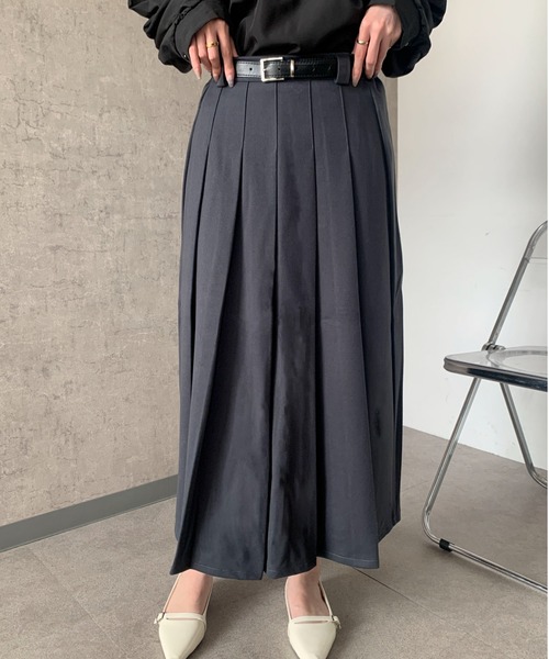 Maison Calme(メゾンカルム)の「【2点セット】Aラインベルト付きウールライクプリーツロングスカート トレンド(スカート・レディース・ブラウン/ライトグレー/グレー/ブラック・L/M)」の17枚目の写真