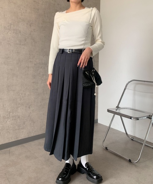 Maison Calme(メゾンカルム)の「【2点セット】Aラインベルト付きウールライクプリーツロングスカート トレンド(スカート・レディース・ブラウン/ライトグレー/グレー/ブラック・L/M)」の15枚目の写真