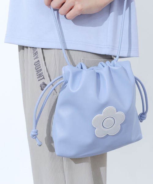 MARY QUANT（マリークワント）の「デイジーパッチドロスト ショルダー（ショルダーバッグ・レディース・ブラック/ピンクベージュ/シルバー/ブルー・FREE）」の13枚目の写真