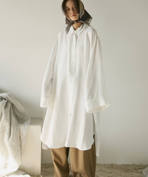 Libra Cue（リブラ キュー）の「ロングシャツワンピース（シャツワンピース・レディース・ホワイト/ブラック・FREE）」の2枚目の写真